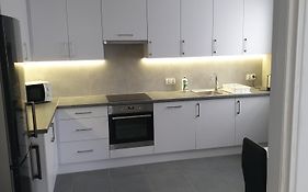Apartament z balkonem w Centrum Kielc z prywatnym parkingiem